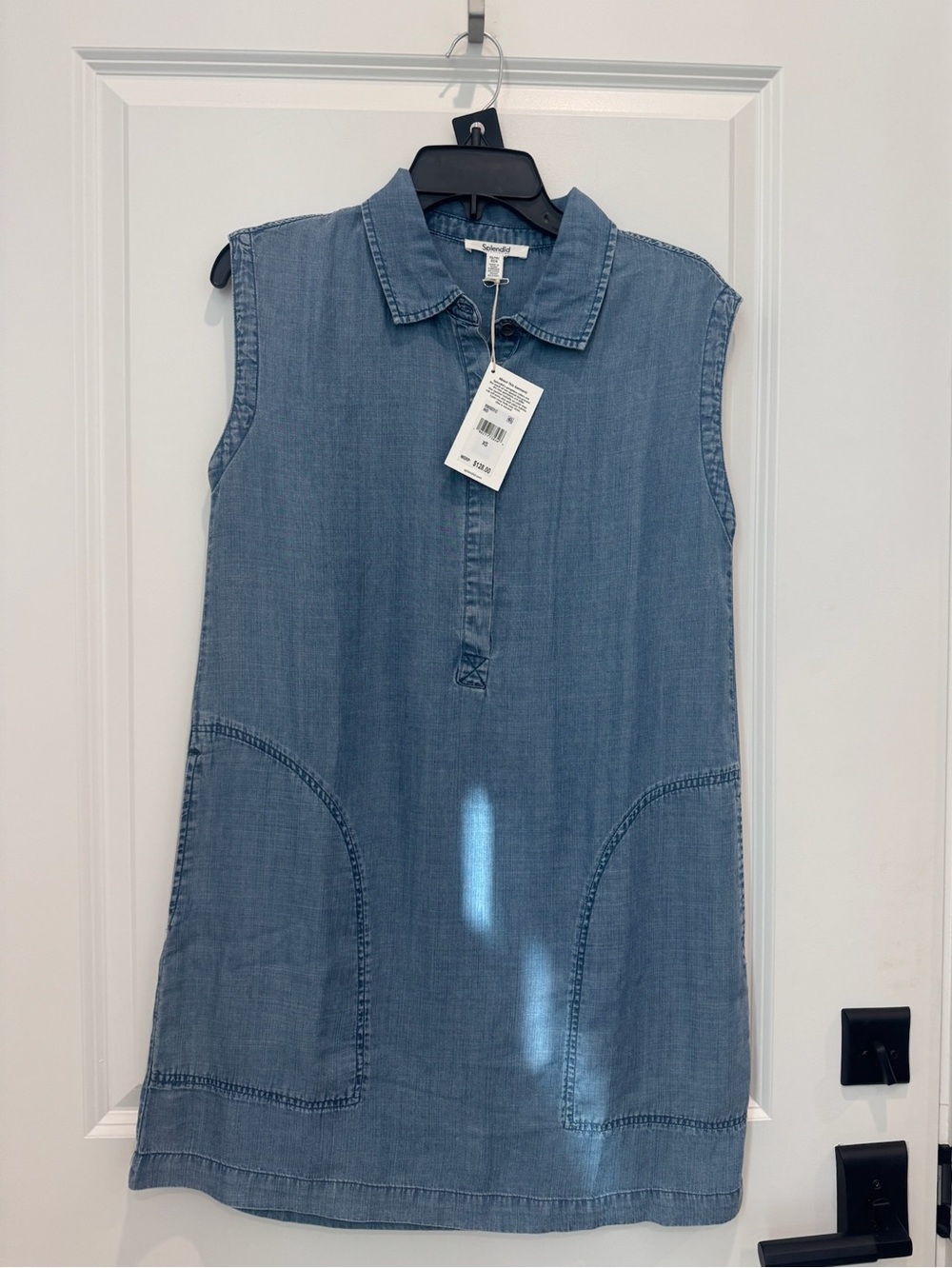 Splendid sleeveless chambray denim shirt dress